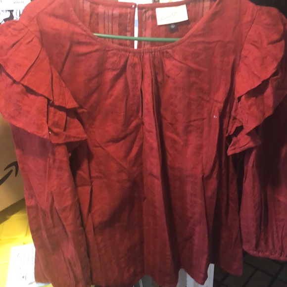 Universal Thread Red Blouse (plus size) - Picture 2 of 3